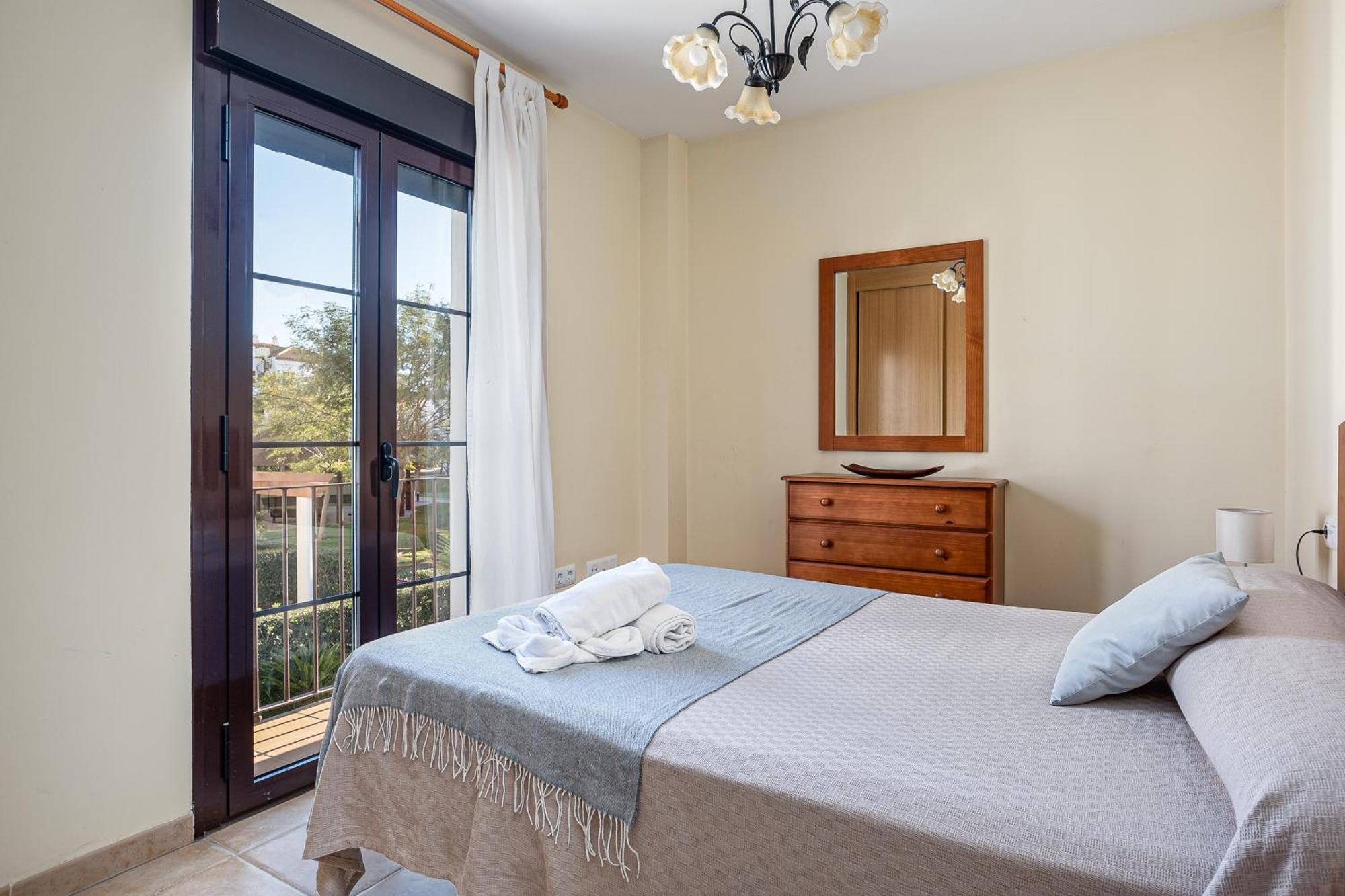 Apartamento Familiar Muy Soleado Cerca De La Playa Y Parking Incluido Chiclana de la Frontera Esterno foto