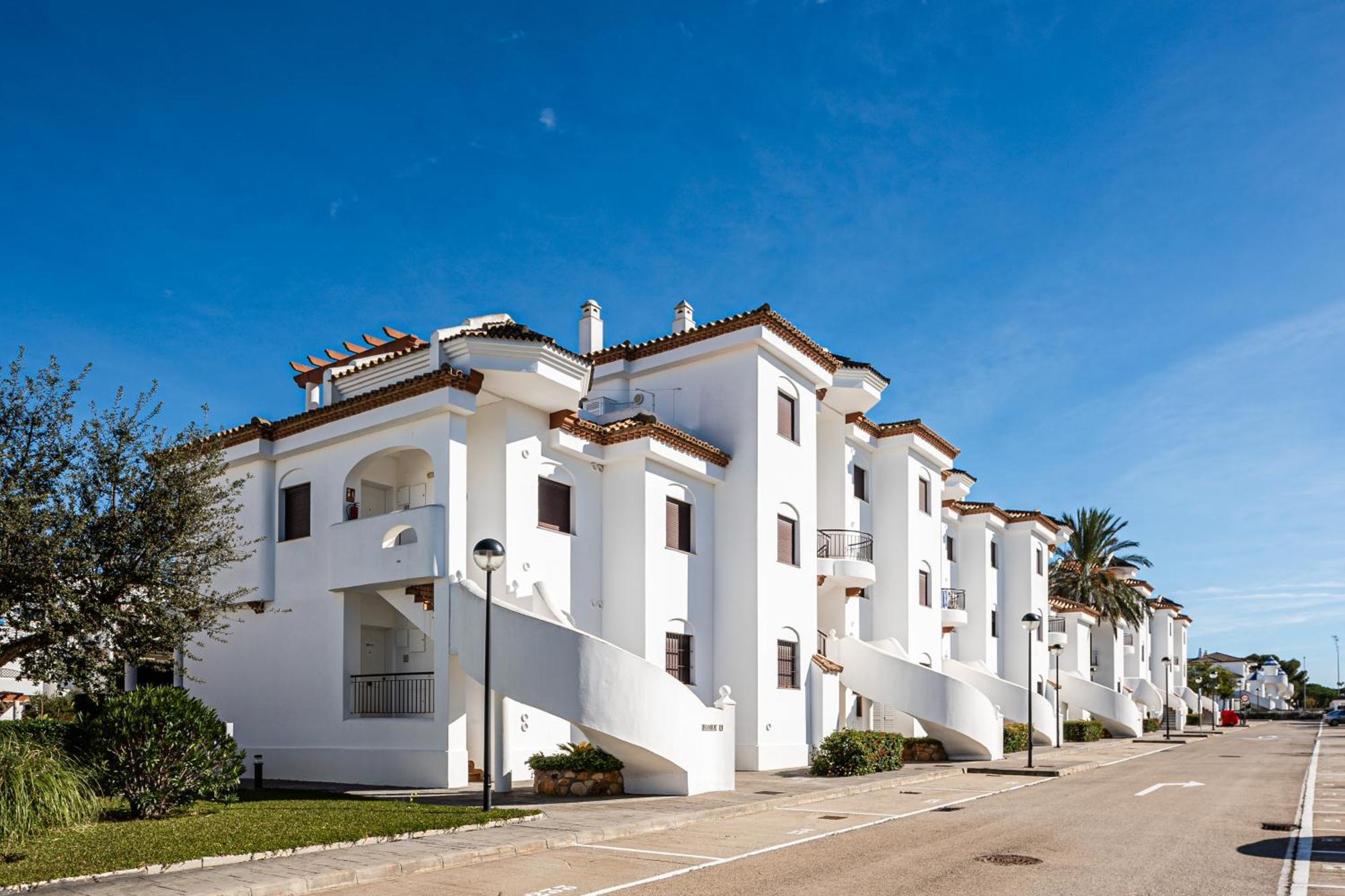 Apartamento Familiar Muy Soleado Cerca De La Playa Y Parking Incluido Chiclana de la Frontera Esterno foto